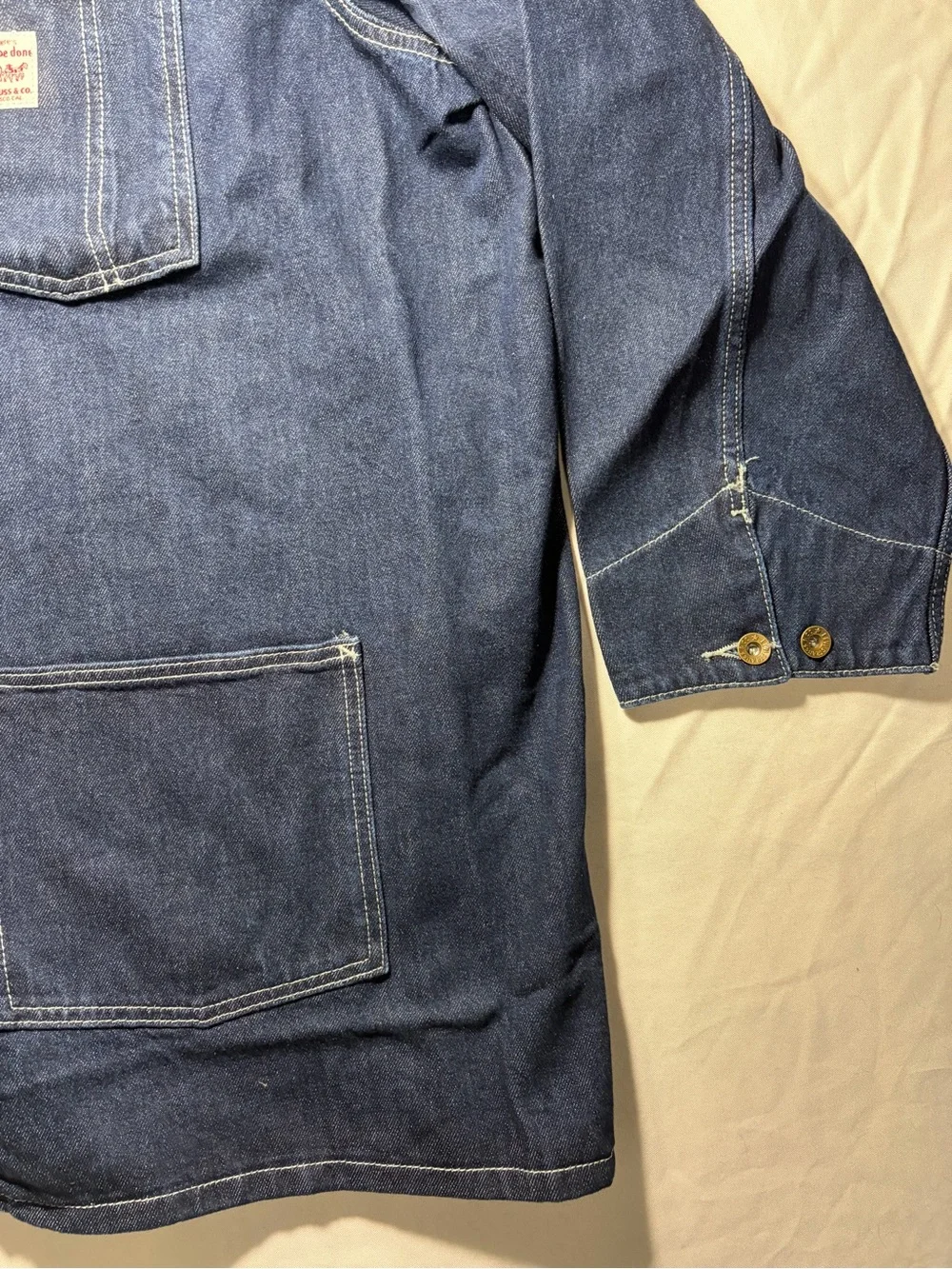 Levis straight cut